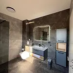Imvelo - Spacious With Private Pool